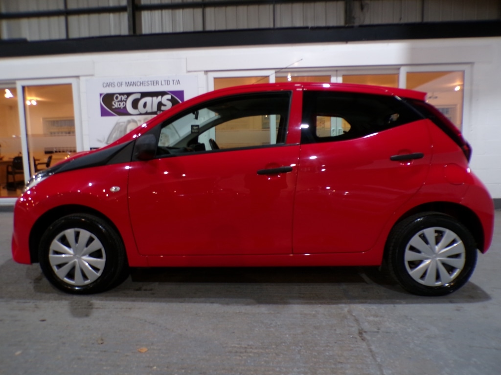 Used Toyota AYGO 2019 for sale - 76787035: Photo 4