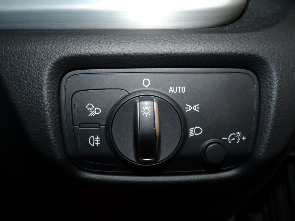 Used Audi A3 2016 for sale - 77640445: Photo 24