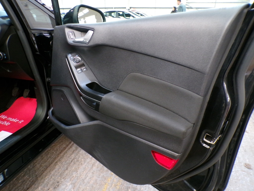 Used Ford Fiesta 2018 for sale - 76787015: Photo 16