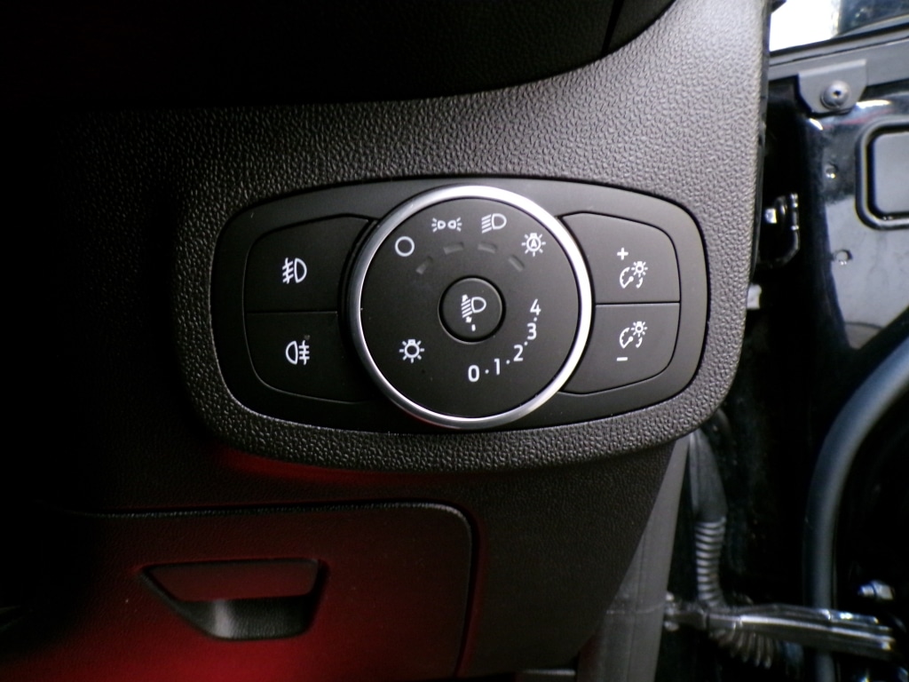 Used Ford Fiesta 2018 for sale - 76787015: Photo 24