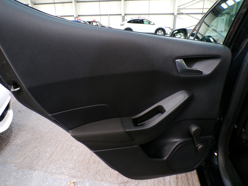 Used Ford Fiesta 2018 for sale - 76787015: Photo 29