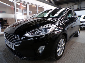 Used Ford Fiesta 2018 for sale - 76787015: Photo