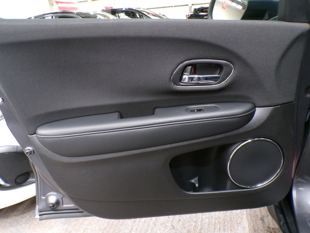 Used Honda HR-V 2018 for sale - 76787034: Photo 13