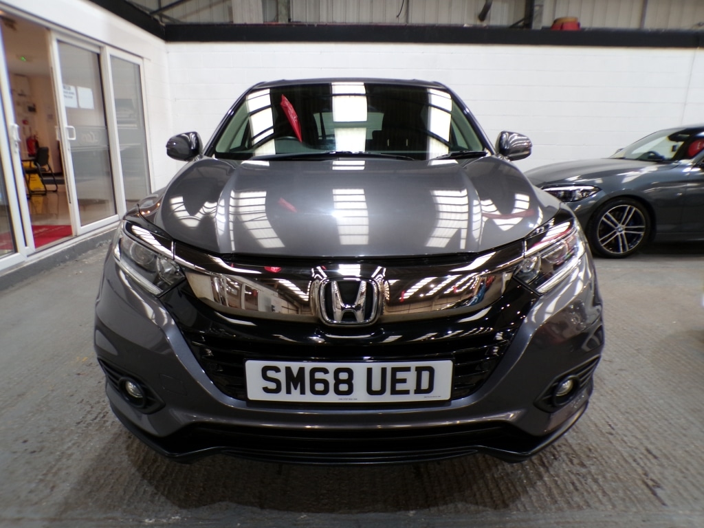 Used Honda HR-V 2018 for sale - 76787034: Photo 2