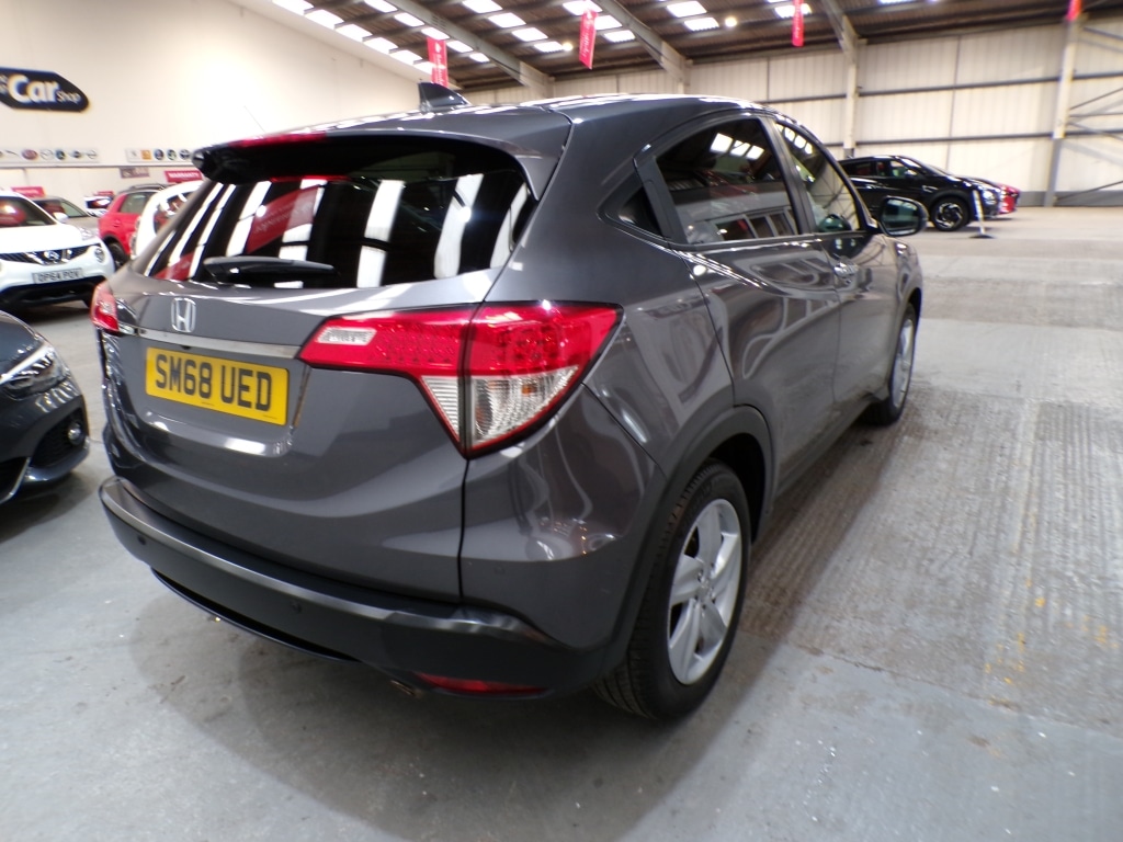 Used Honda HR-V 2018 for sale - 76787034: Photo 7