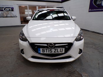 Used Mazda Mazda2 2015 for sale - 77567300: Photo
