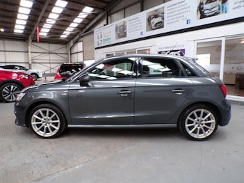 Used Audi A1 2015 for sale - 78140203: Photo