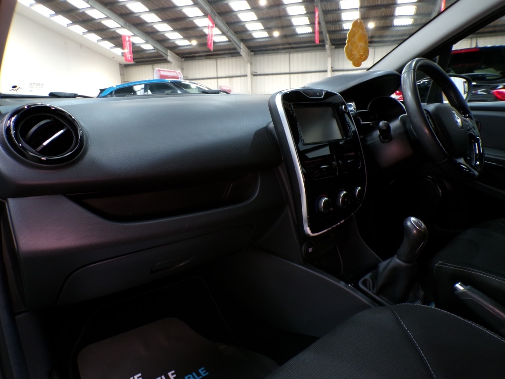 Used Renault Clio 2015 for sale - 77573053: Photo 15
