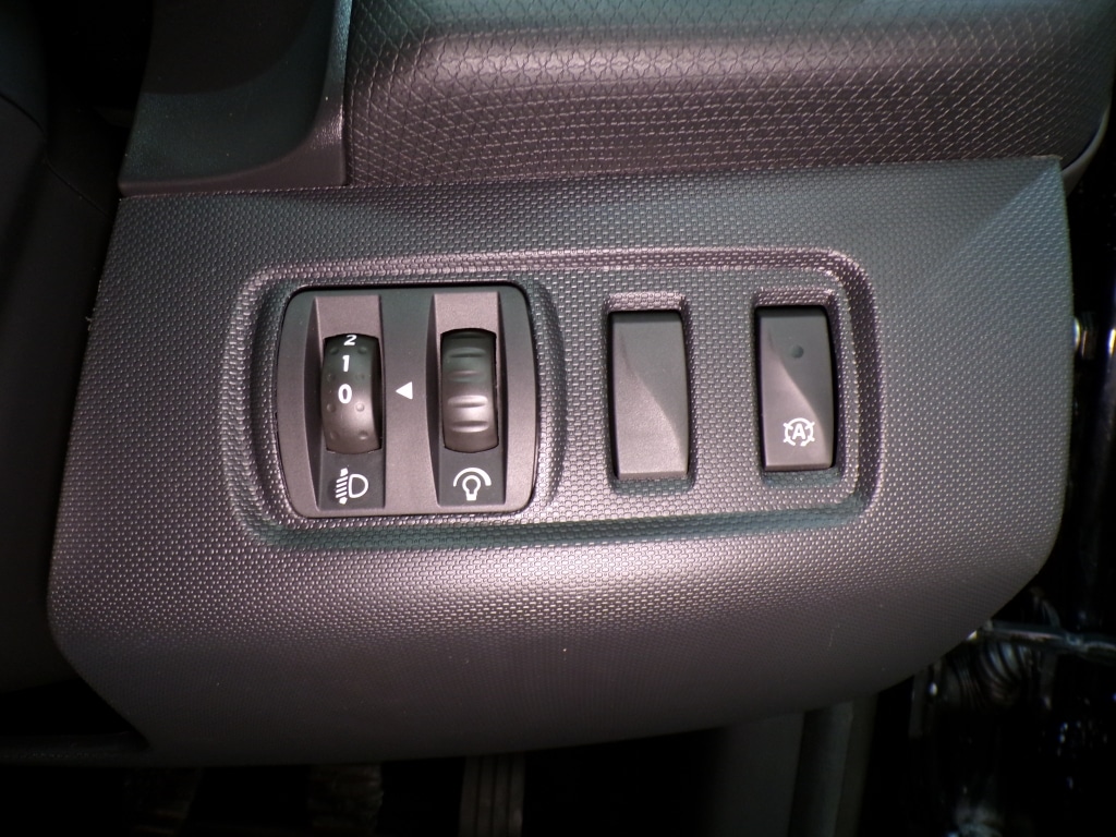 Used Renault Clio 2015 for sale - 77573053: Photo 24