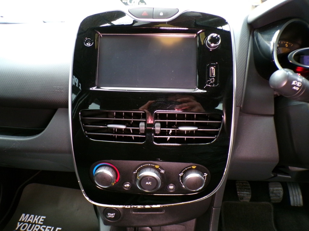 Used Renault Clio 2015 for sale - 77573053: Photo 26