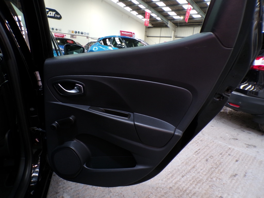 Used Renault Clio 2015 for sale - 77573053: Photo 30