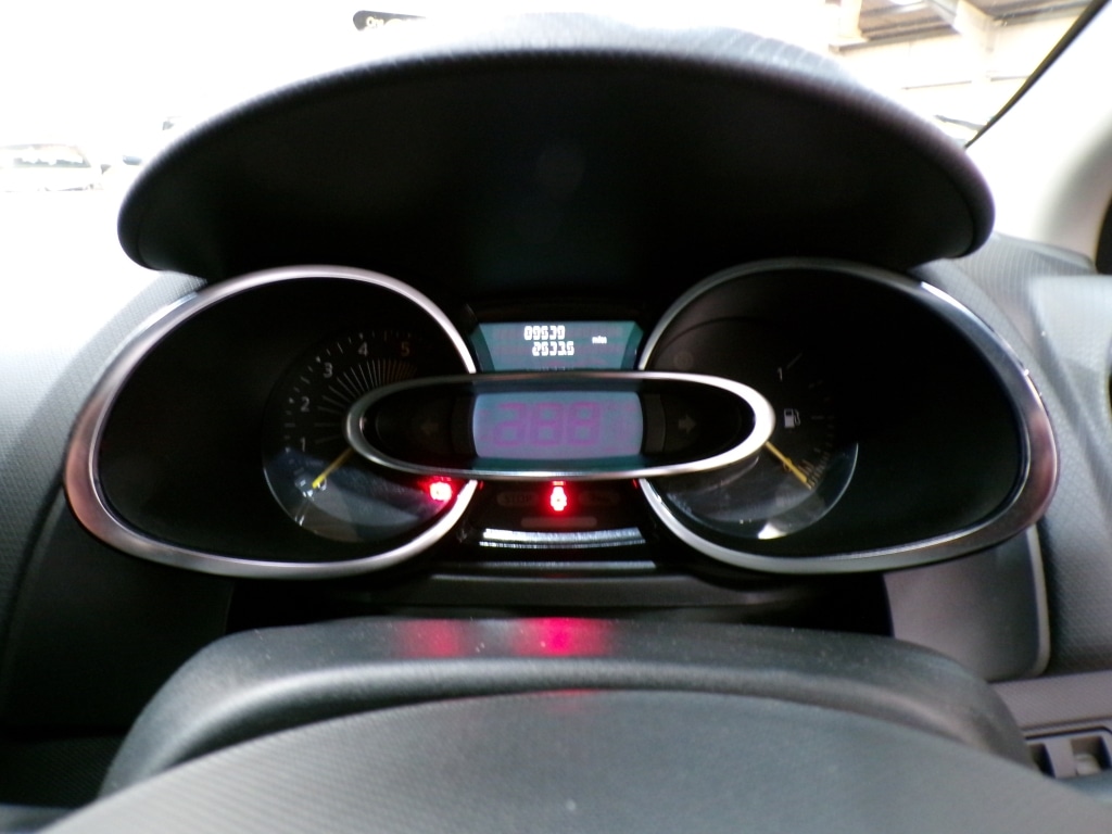 Used Renault Clio 2015 for sale - 77567302: Photo 21