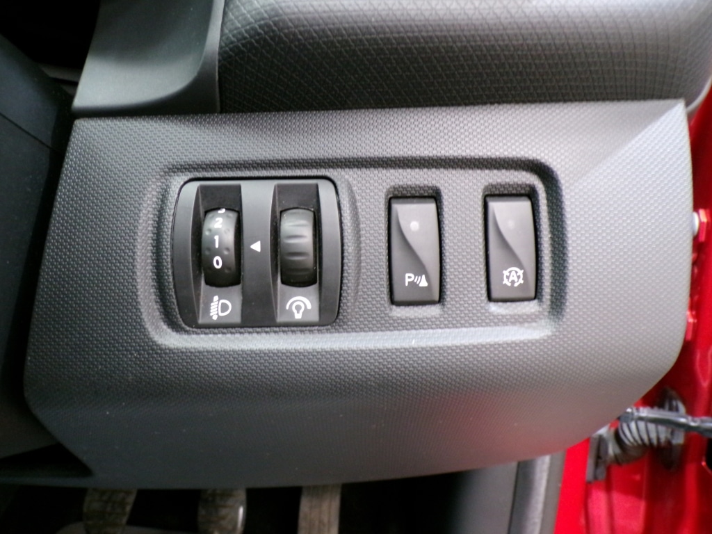 Used Renault Clio 2015 for sale - 77567302: Photo 22