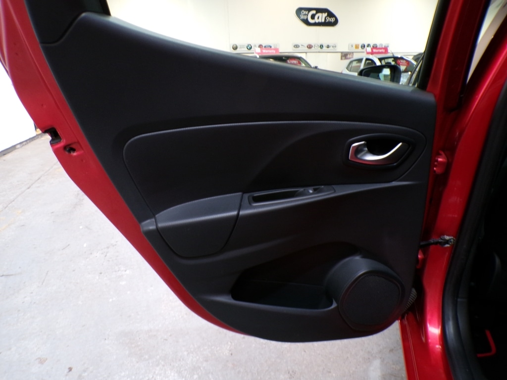 Used Renault Clio 2015 for sale - 77567302: Photo 25