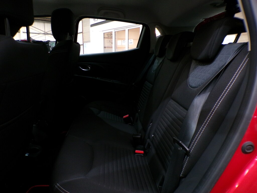 Used Renault Clio 2015 for sale - 77567302: Photo 26