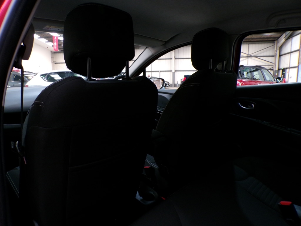 Used Renault Clio 2015 for sale - 77567302: Photo 27