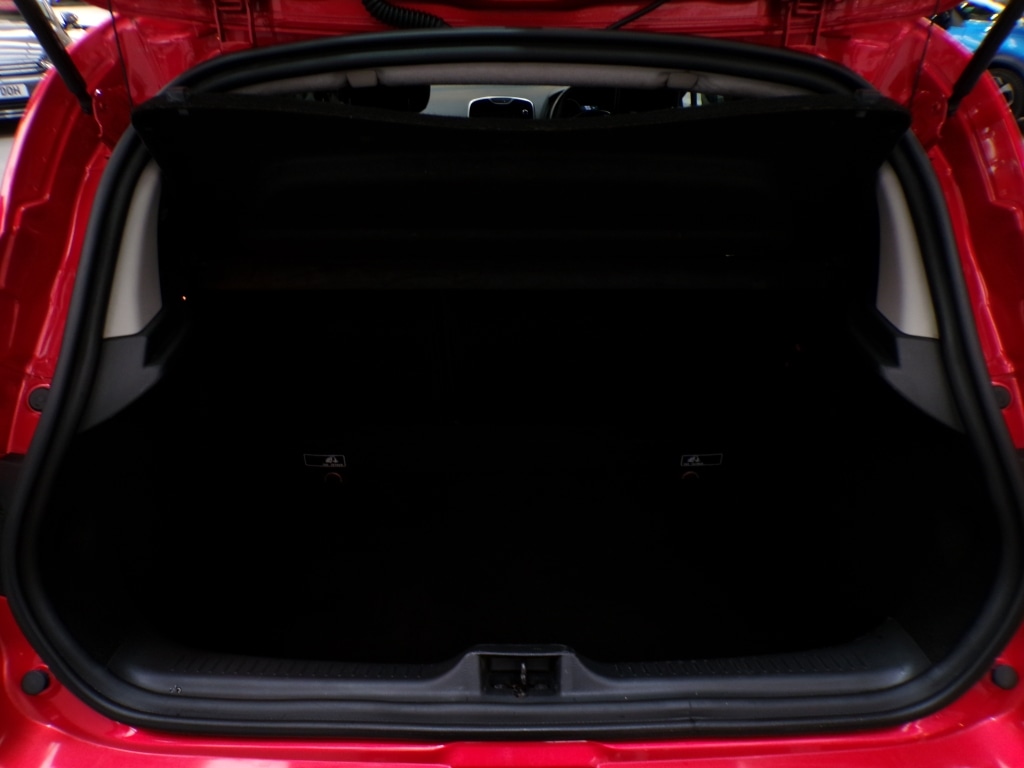 Used Renault Clio 2015 for sale - 77567302: Photo 31