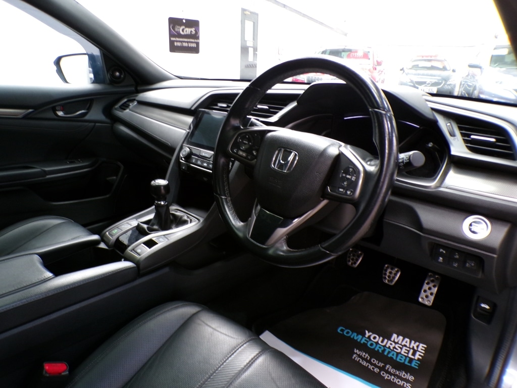 Used Honda Civic 2018 for sale - 77991929: Photo 19