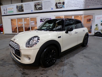 Used MINI Hatch 2015 for sale - 76941878: Photo