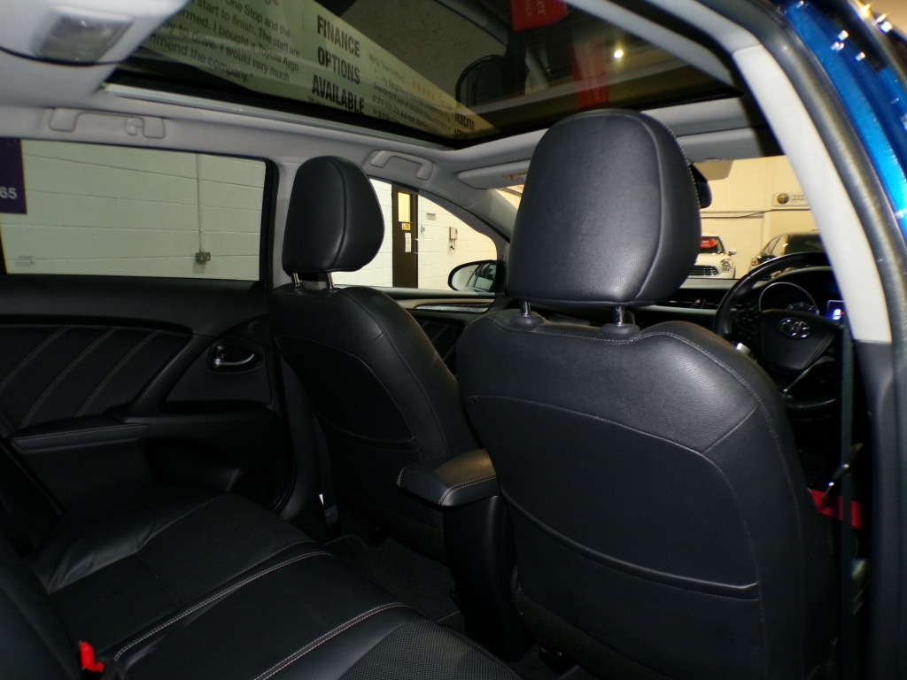 Used Toyota Avensis 2016 for sale - 76860212: Photo 33