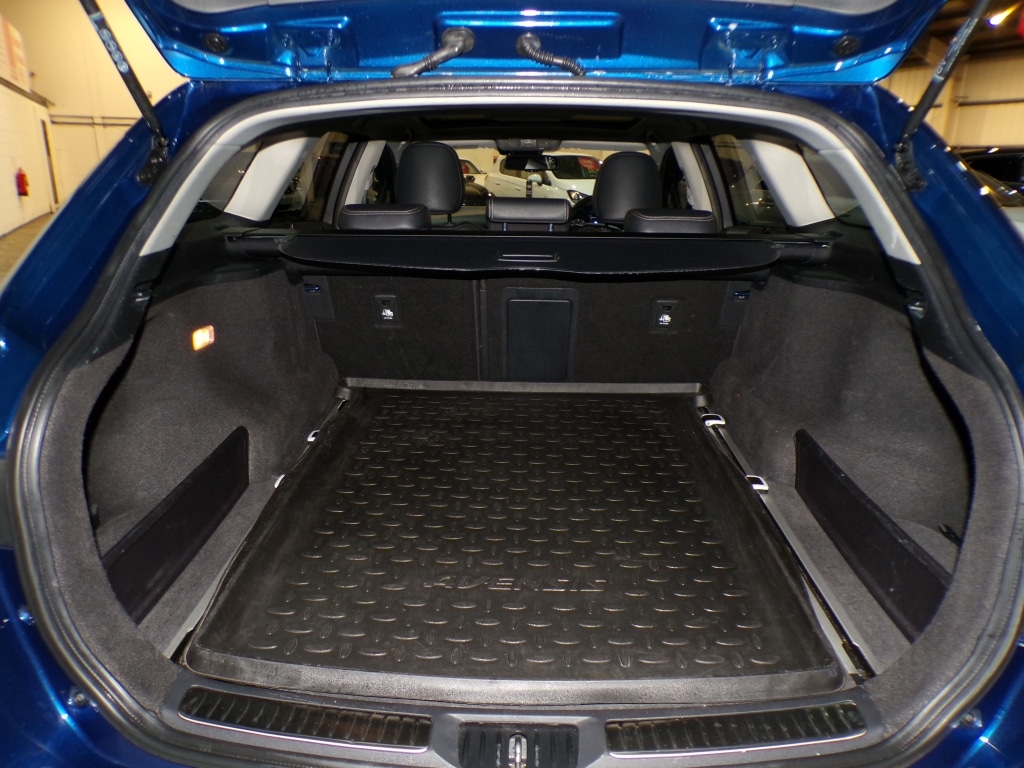 Used Toyota Avensis 2016 for sale - 76860212: Photo 34