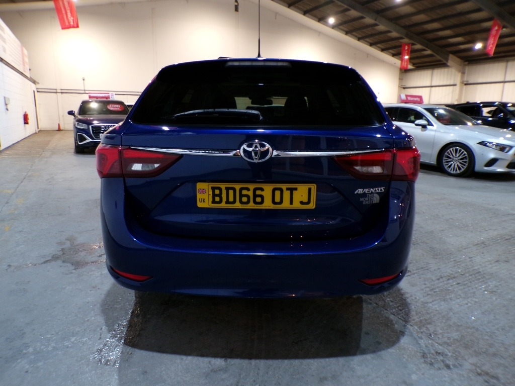 Used Toyota Avensis 2016 for sale - 76860212: Photo 6