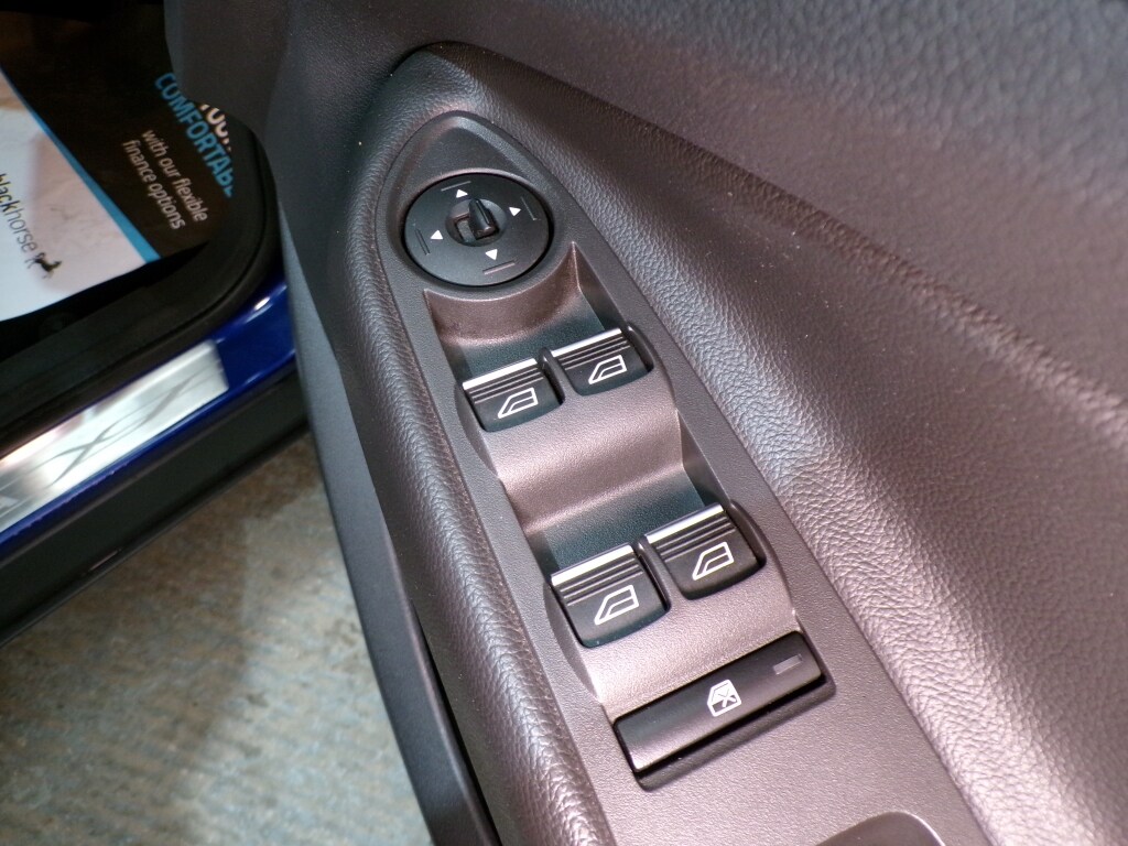 Used Ford Kuga 2016 for sale - 77610587: Photo 17