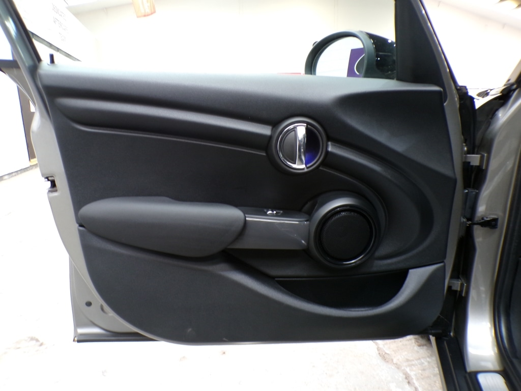 Used MINI Hatch 2019 for sale - 77833190: Photo 13