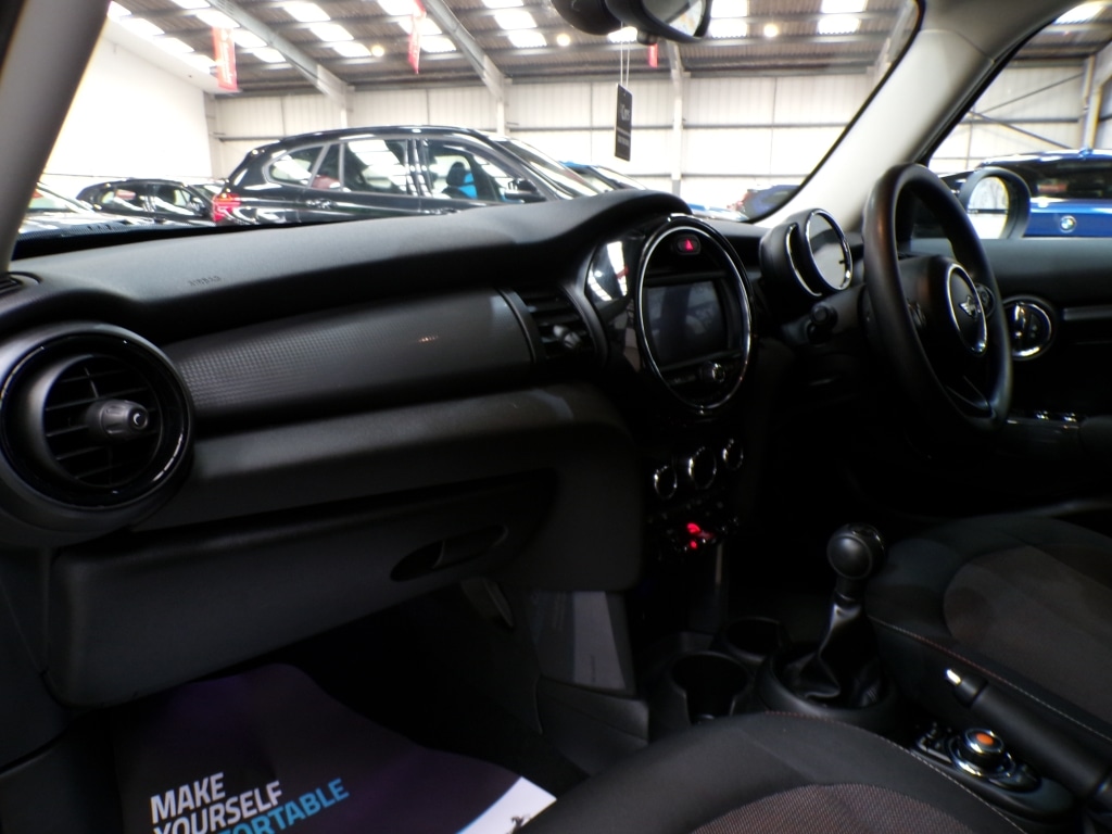 Used MINI Hatch 2019 for sale - 77833190: Photo 15