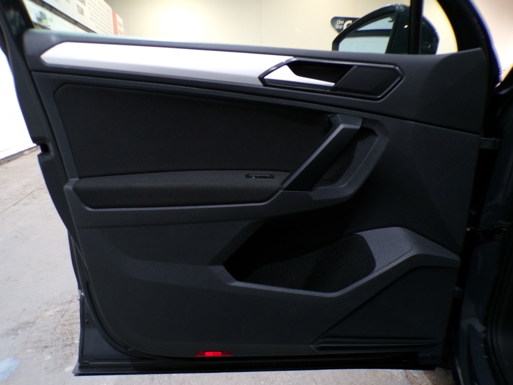 Used Volkswagen Tiguan 2017 for sale - 77012676: Photo 13