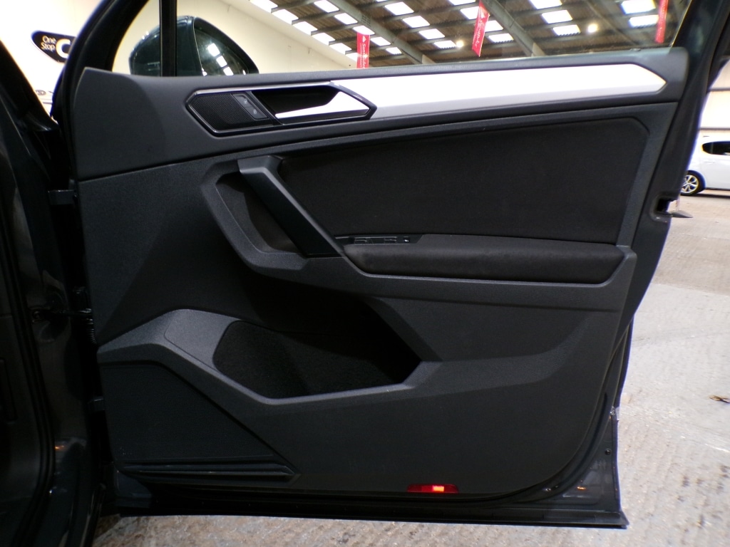 Used Volkswagen Tiguan 2017 for sale - 77012676: Photo 16