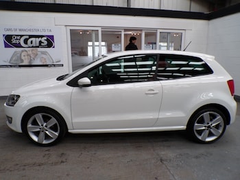 Used Volkswagen Polo 2010 for sale - 76787037: Photo