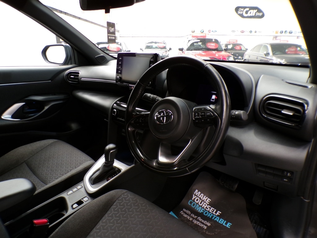 Used Toyota Yaris Cross 2022 for sale - 77933650: Photo 17