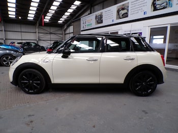 Used MINI Hatch 2016 for sale - 77643988: Photo