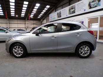 Used Mazda Mazda2 2015 for sale - 76970698: Photo