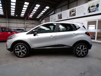 Used Renault Captur 2018 for sale - 77318845: Photo