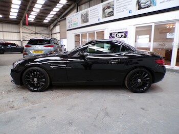 Used Mercedes-Benz SLC 2016 for sale - 77661908: Photo