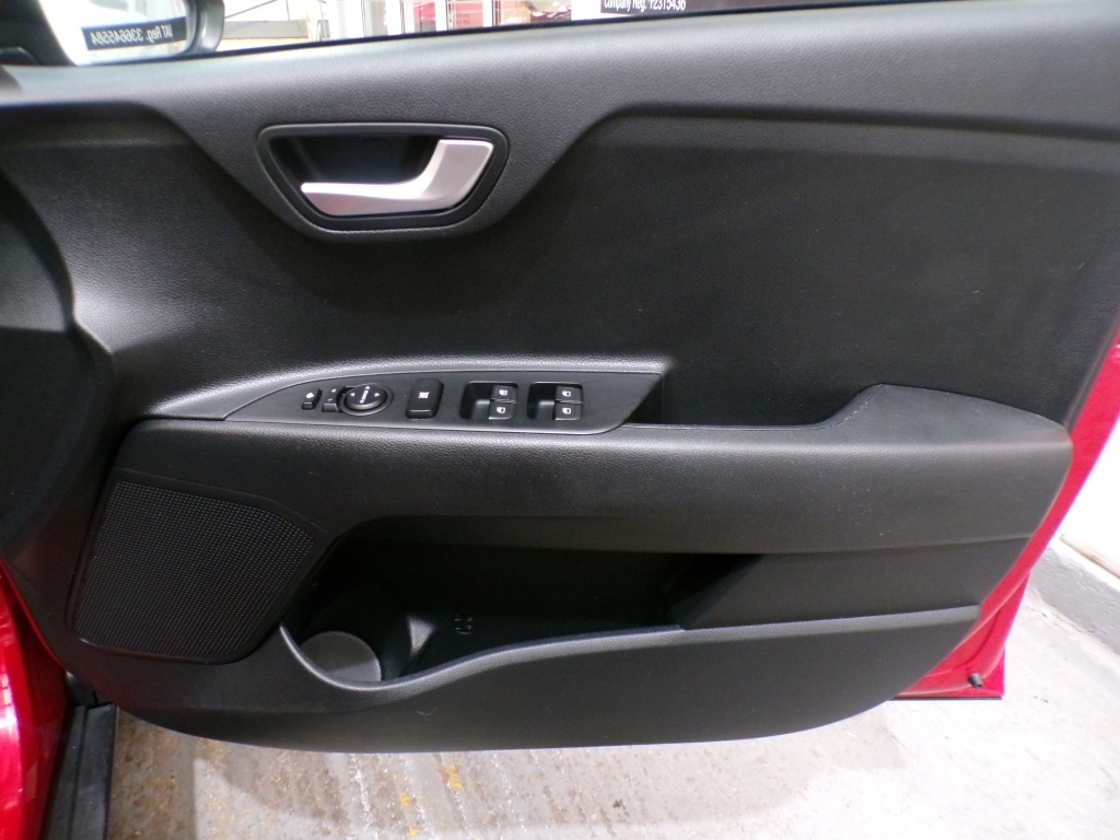 Used Kia Stonic 2021 for sale - 76787018: Photo 16