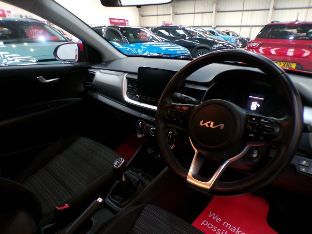 Used Kia Stonic 2021 for sale - 76787018: Photo 18