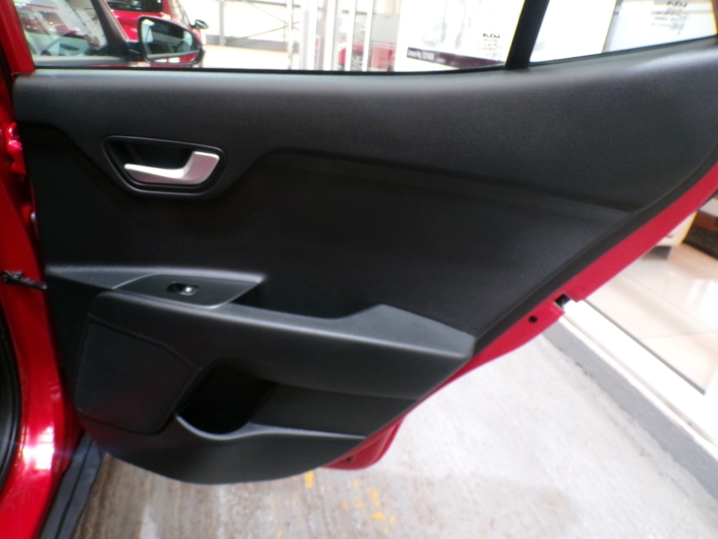 Used Kia Stonic 2021 for sale - 76787018: Photo 26