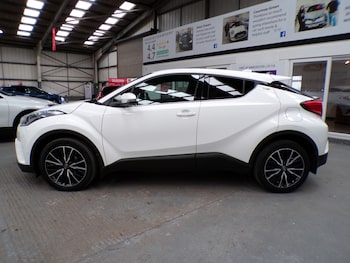 Used Toyota C-HR 2018 for sale - 78474270: Photo