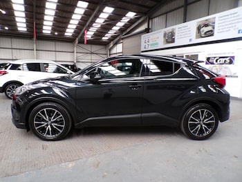 Used Toyota C-HR 2018 for sale - 78474249: Photo