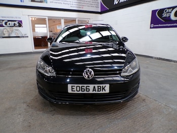 Used Volkswagen Golf 2016 for sale - 77201537: Photo