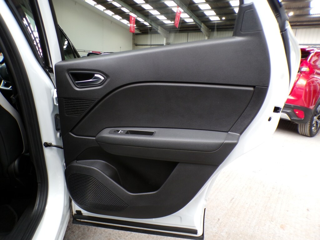 Used Renault Captur 2020 for sale - 78169317: Photo 30