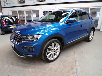 Used Volkswagen T-Roc 2019 for sale - 78323576: Photo