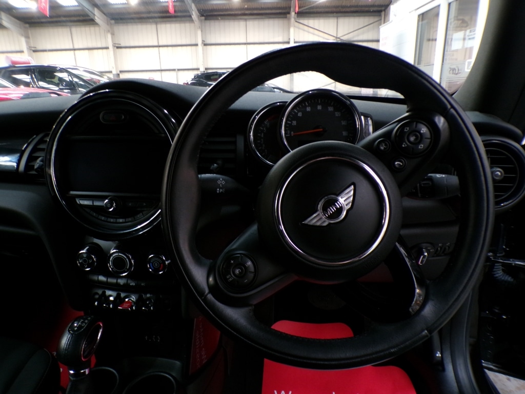 Used MINI Convertible 2017 for sale - 76787036: Photo 15