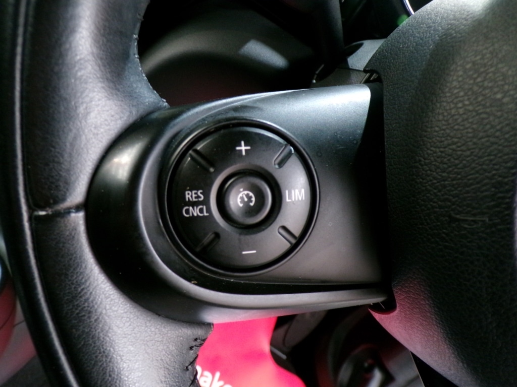 Used MINI Convertible 2017 for sale - 76787036: Photo 17