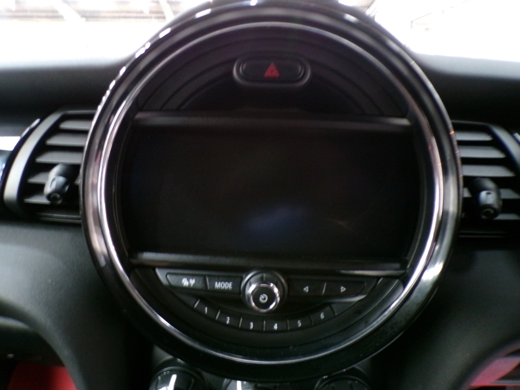 Used MINI Convertible 2017 for sale - 76787036: Photo 19