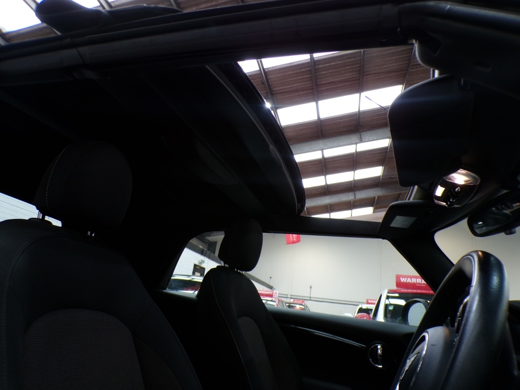 Used MINI Convertible 2017 for sale - 76787036: Photo 25