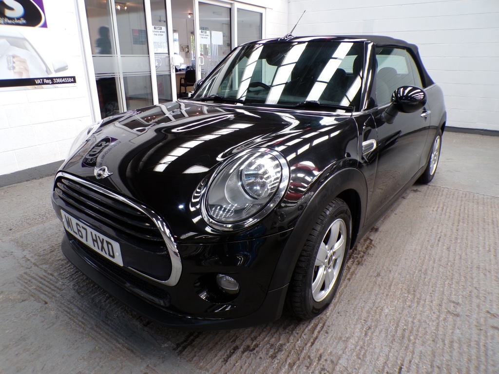 Used MINI Convertible 2017 for sale - 76787036: Photo 3